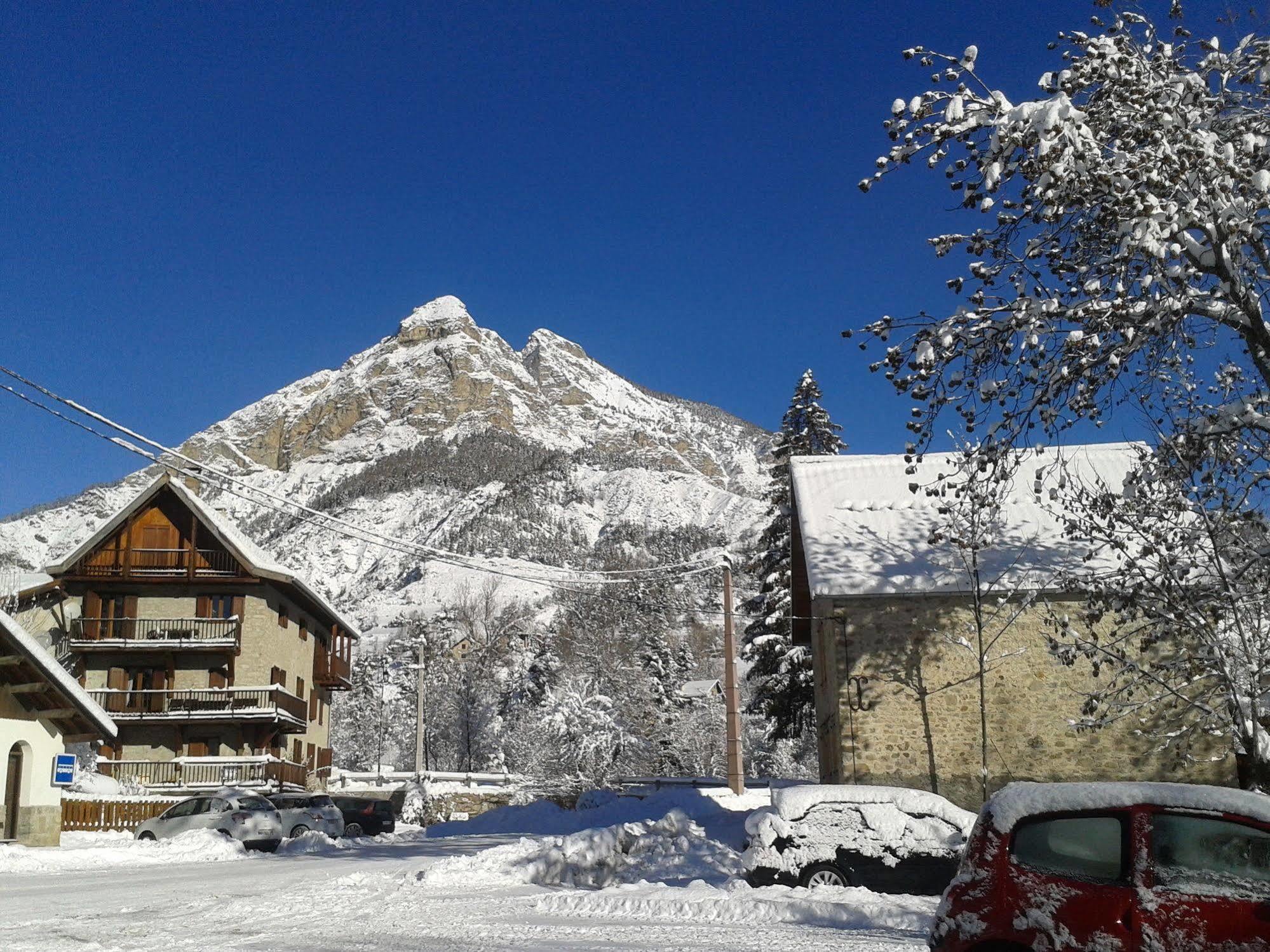 Hotel Le Martagon Villars-Colmars Buitenkant foto